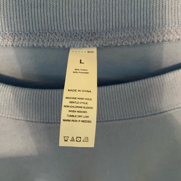 NWT light blue cropped sweater - Picture 3 of 5